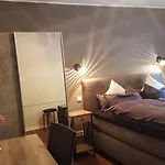 Lejlighed Messe Und Ferienapartment, 90 Qm, 2 Schlafzimmer, 1-4 Gaeste