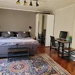 Messe Und Ferienapartment, 90 Qm, 2 Schlafzimmer, 1-4 Gaeste Lejlighed Duisburg