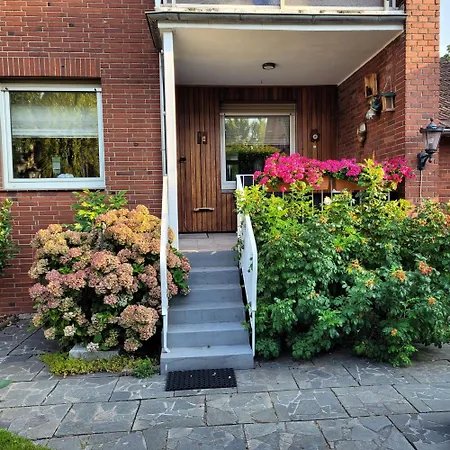 Messe Und Ferienapartment, 90 Qm, 2 Schlafzimmer, 1-4 Gäste Apartment *