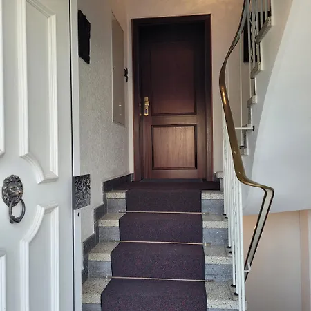 Messe Und Ferienapartment, 90 Qm, 2 Schlafzimmer, 1-4 Gaeste * Duisburg