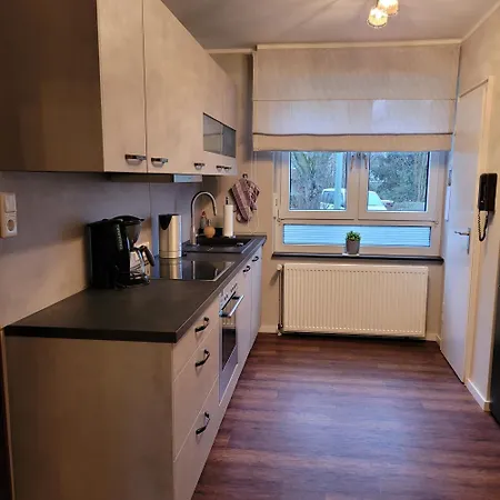 Messe Und Ferienapartment, 90 Qm, 2 Schlafzimmer, 1-4 Gaeste