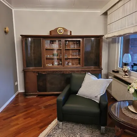 아파트 Messe Und Ferienapartment, 90 Qm, 2 Schlafzimmer, 1-4 Gaeste *