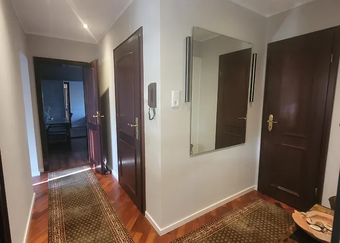 Messe Und Ferienapartment, 90 Qm, 2 Schlafzimmer, 1-4 Gäste *