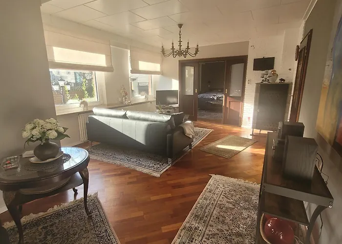 Messe Und Ferienapartment, 90 Qm, 2 Schlafzimmer, 1-4 Gäste * Duisburg