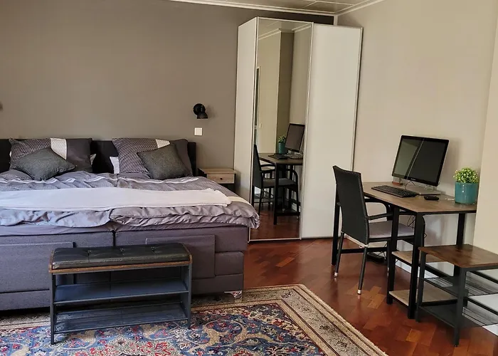 Messe Und Ferienapartment, 90 Qm, 2 Schlafzimmer, 1-4 Gäste Apartment Duisburg